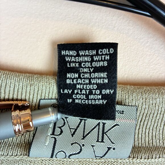 Jos A. Bank Signature Collection 100% Silk Beige Henley Sweater Mens Size XL - Picture 4 of 5